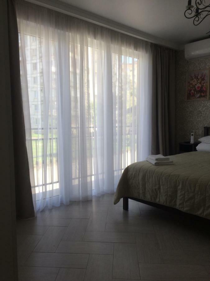 Guest House Гости Pizunda Eksteriør bilde