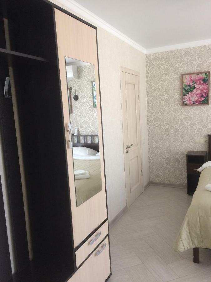 Guest House Гости Pizunda Eksteriør bilde