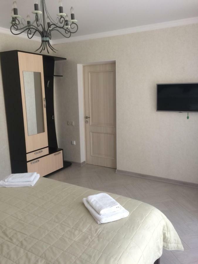 Guest House Гости Pizunda Eksteriør bilde
